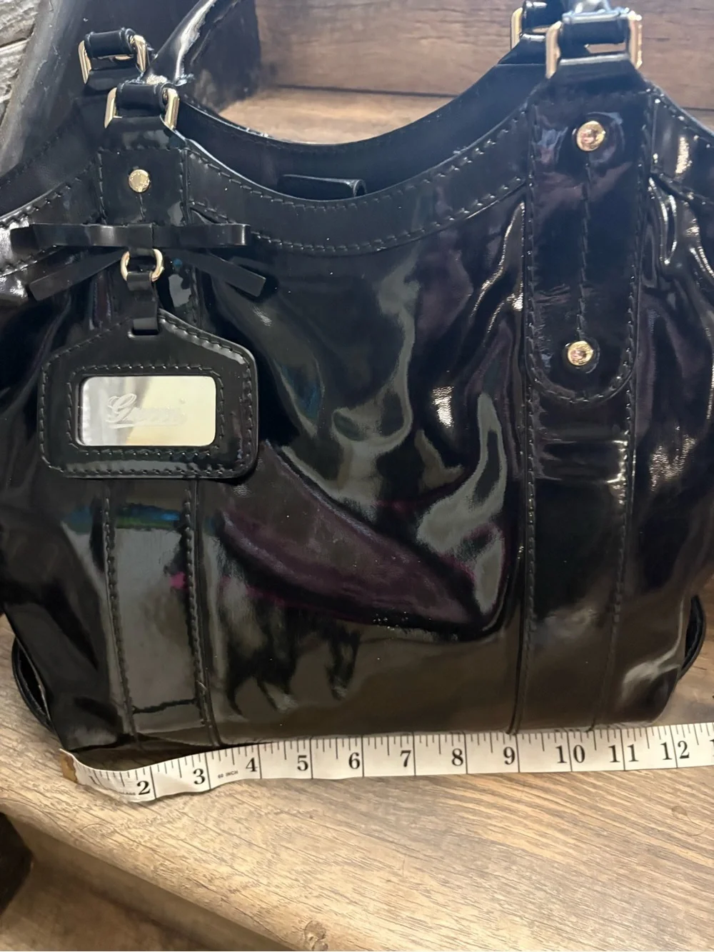 Gucci Black Patent Leather Shoulder Bag with Logo Tag